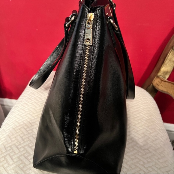 DKNY Shiny Saffiano Leather Tote Shoulder bag - Picture 3 of 16